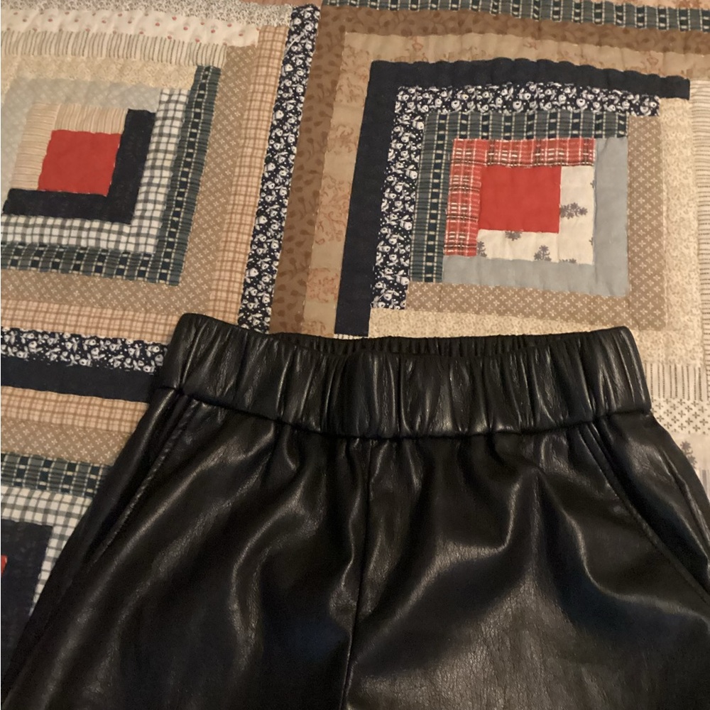 Pants - Picture 3 of 7